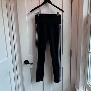 TNA Leggings Black with Grey & White Stripe Size M